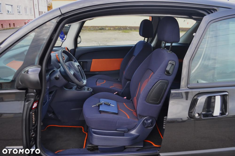 Peugeot 1007 90 Premium - 19