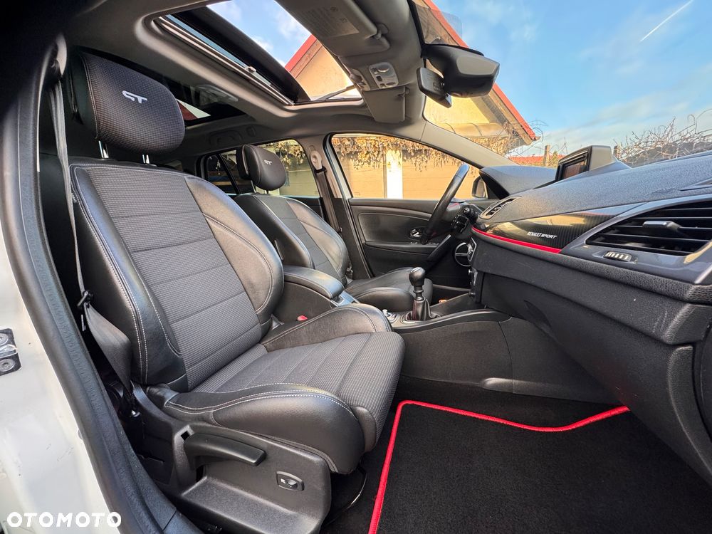 Renault Megane dCi 160 FAP GT - 30