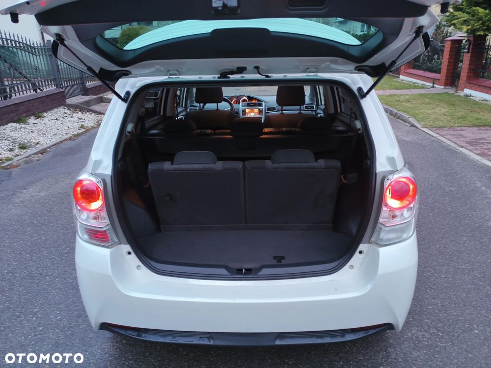 Toyota Verso 1.6 7-Sitzer Life - 16