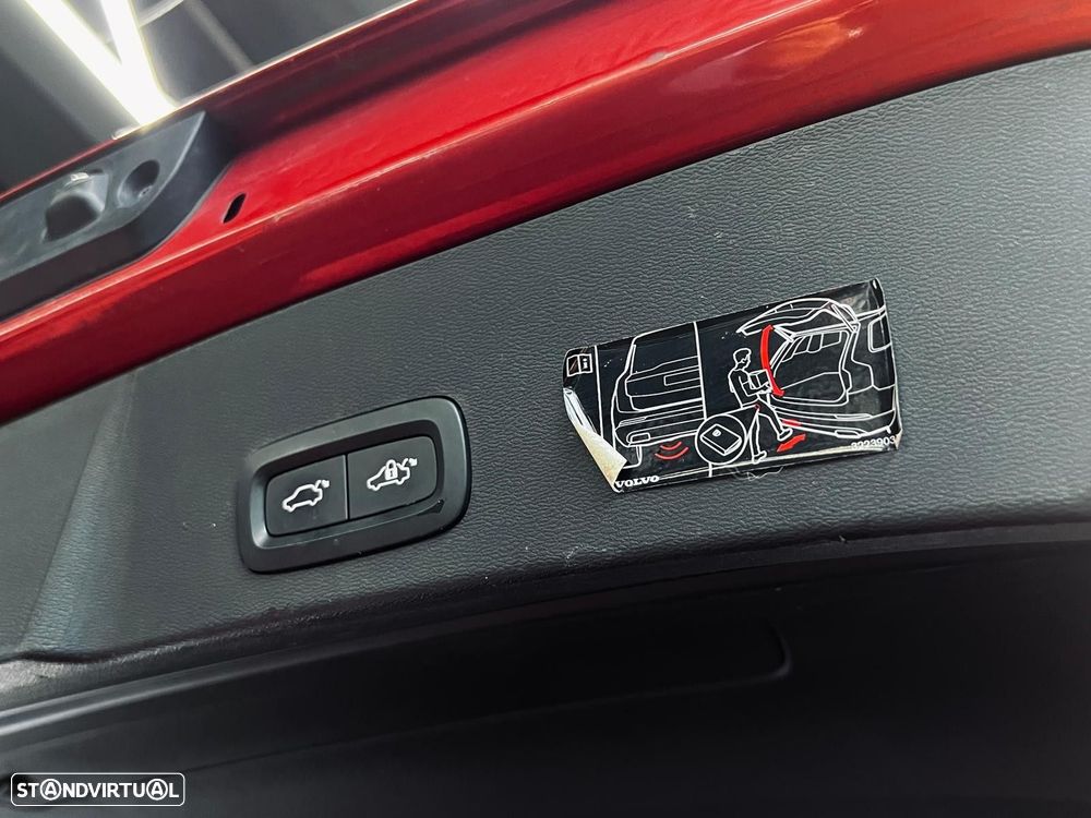 Volvo XC 40 2.0 D3 R-Design Geartronic - 53