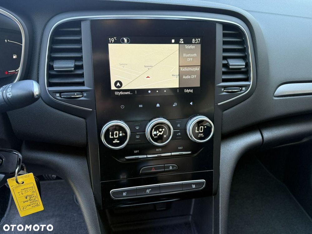 Renault Megane TCe 115 GPF ZEN - 17