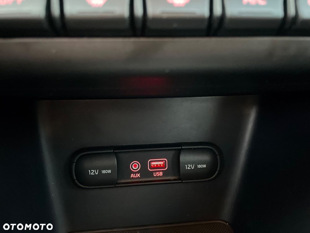 Kia Sportage 1.7 CRDI Business Line L 2WD - 22