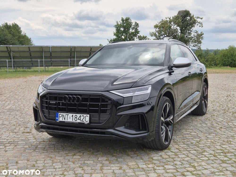 Audi Q8 - 1