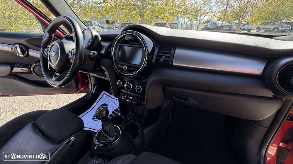 MINI 5 Portas Cooper D - 8