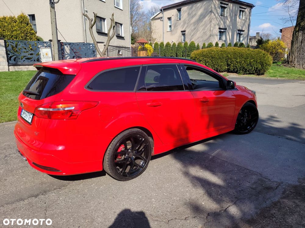 Ford Focus 2.0 EcoBoost ST - 6