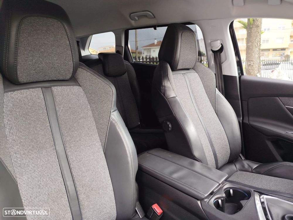 Peugeot 5008 1.2 PureTech Allure Grip Control - 39