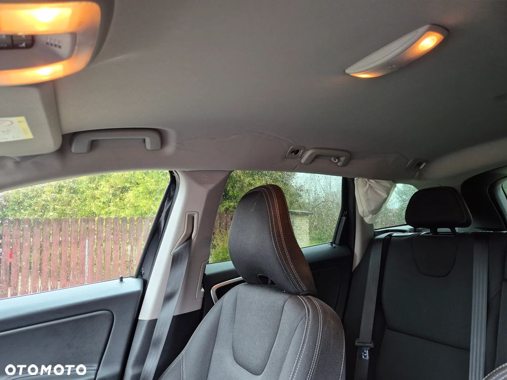 Volvo XC 60 D3 Momentum - 15