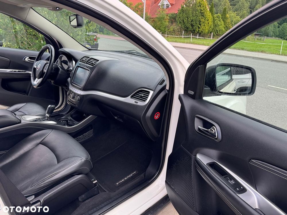 Fiat Freemont 2.0 Multijet Lounge AWD - 26