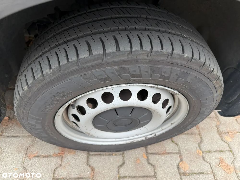 Volkswagen Transporter - 7