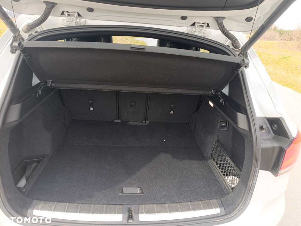 BMW X1 xDrive20i GPF Advantage sport - 8