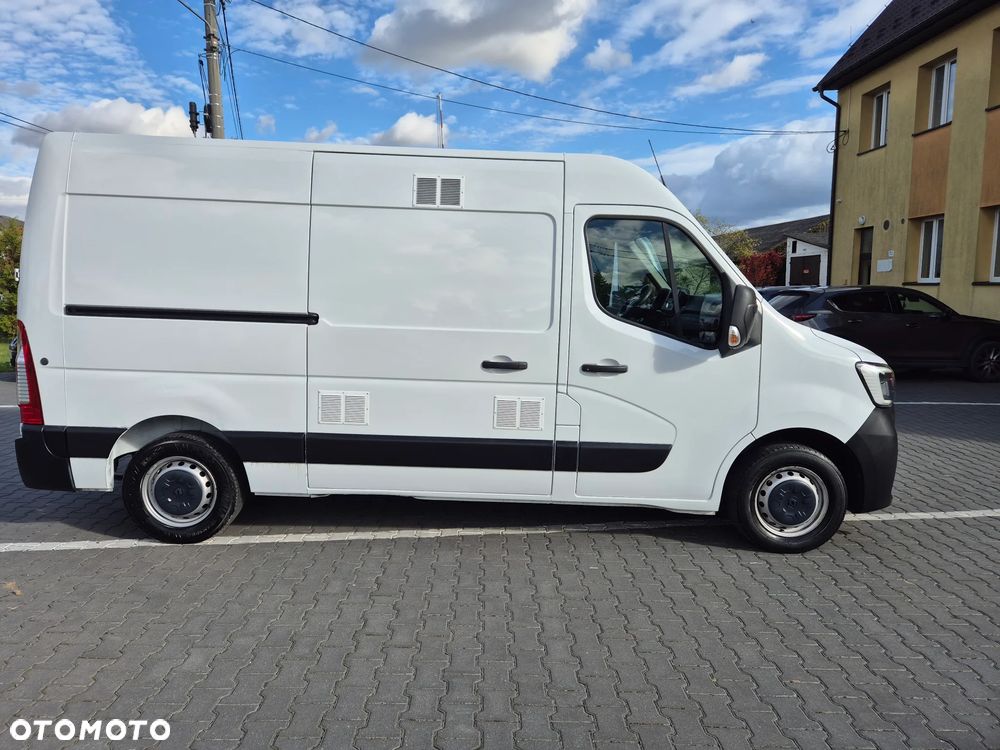 Renault Master - 24