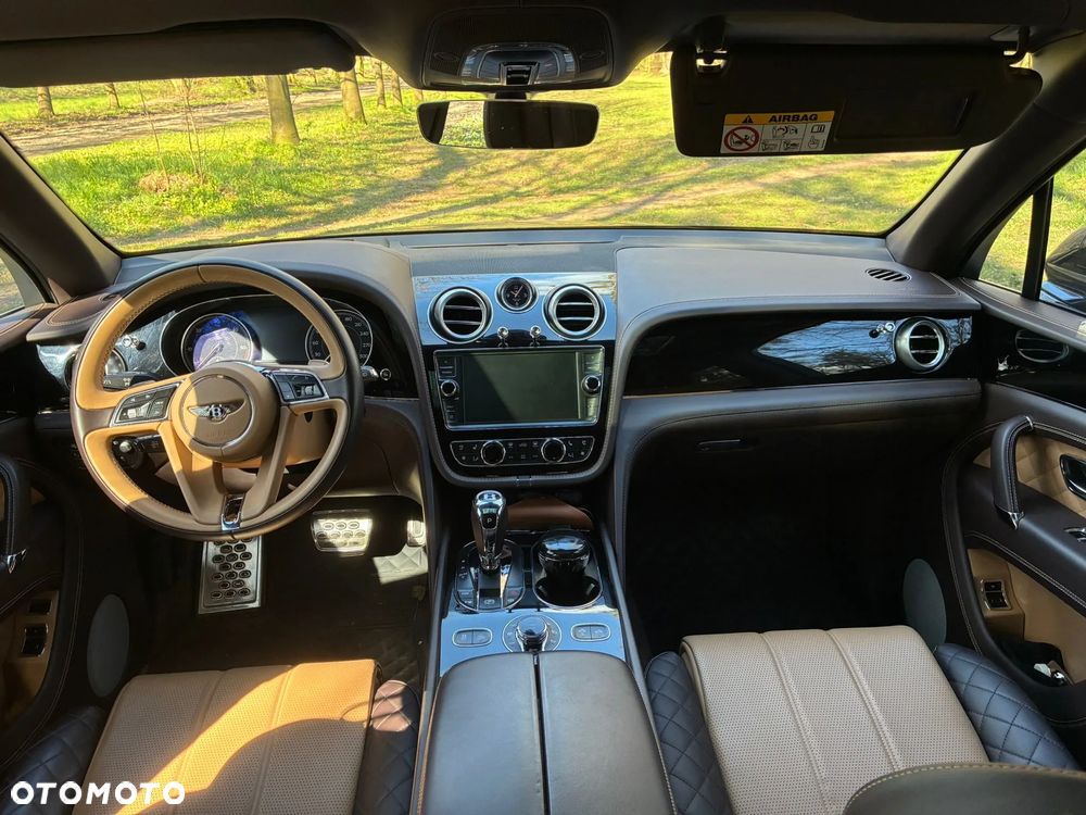 Bentley Bentayga - 7