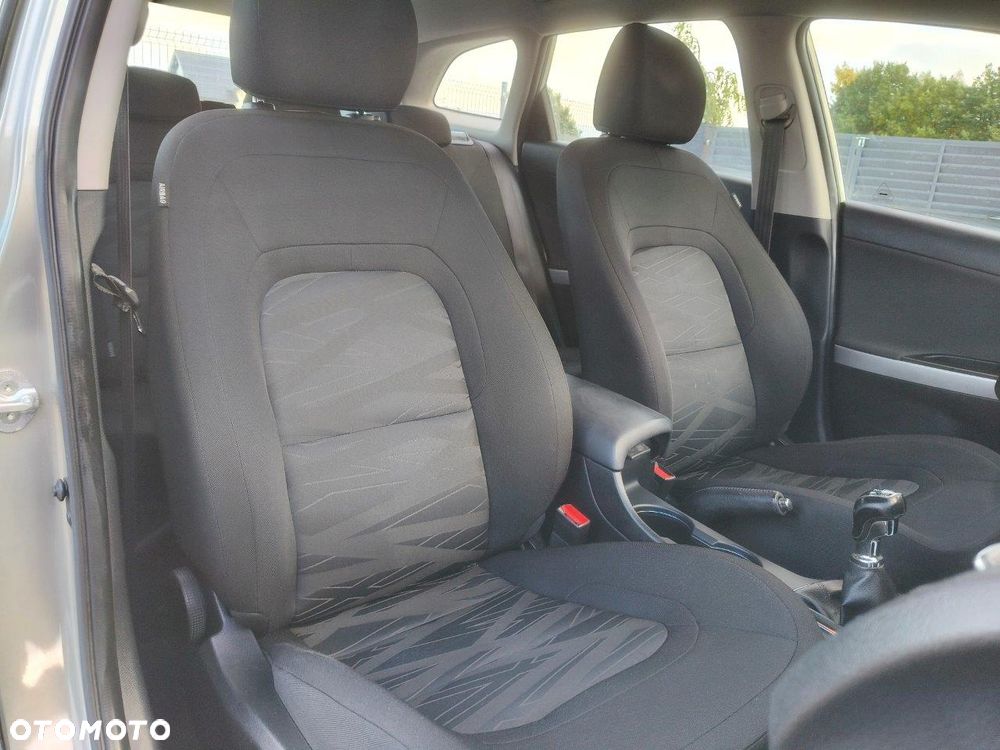 Kia Ceed 1.4 Smart Plus - 9