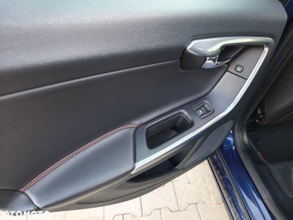 Volvo V60 D2 Drive-E Ocean Race - 13