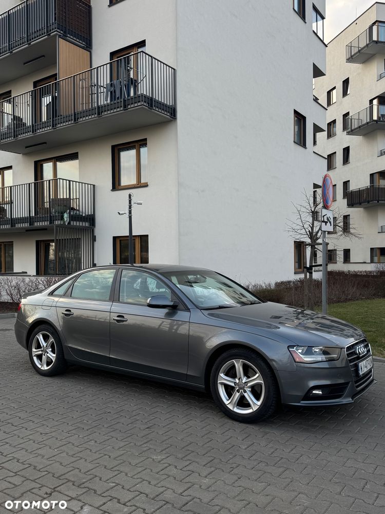 Audi A4 Limousine 2.0 TFSI multitronic Ambiente - 4
