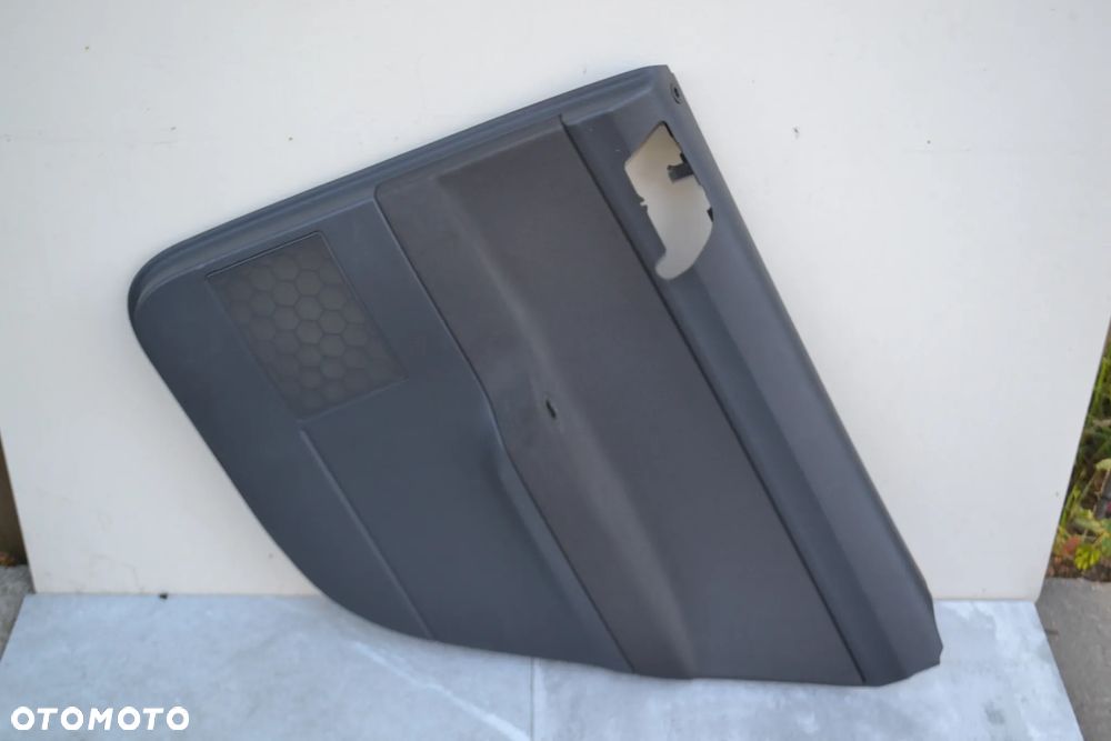 VW POLO 9N 02-09 TAPICERKA BOCZEK DRZWI PRAWY TYŁ TYLNY STAN - 1