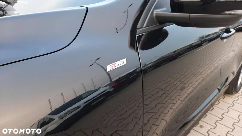 Ford Kuga 1.5 EcoBoost FWD ST-Line - 10