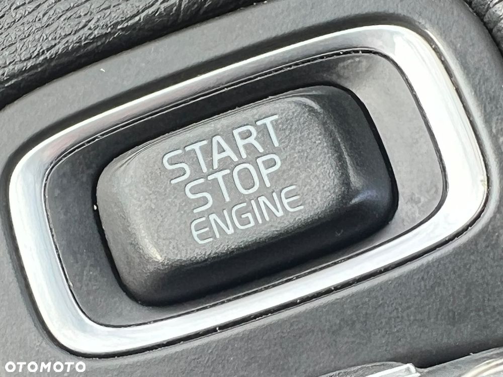 Volvo XC 70 - 26
