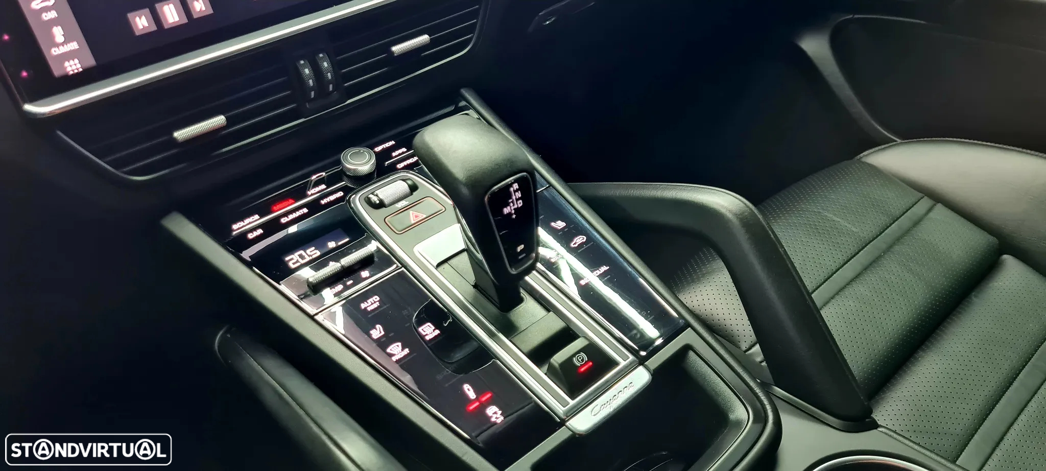 Porsche Cayenne Coupé E-Hybrid - 16