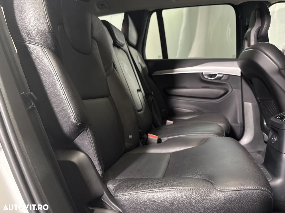 Volvo XC 90 - 13