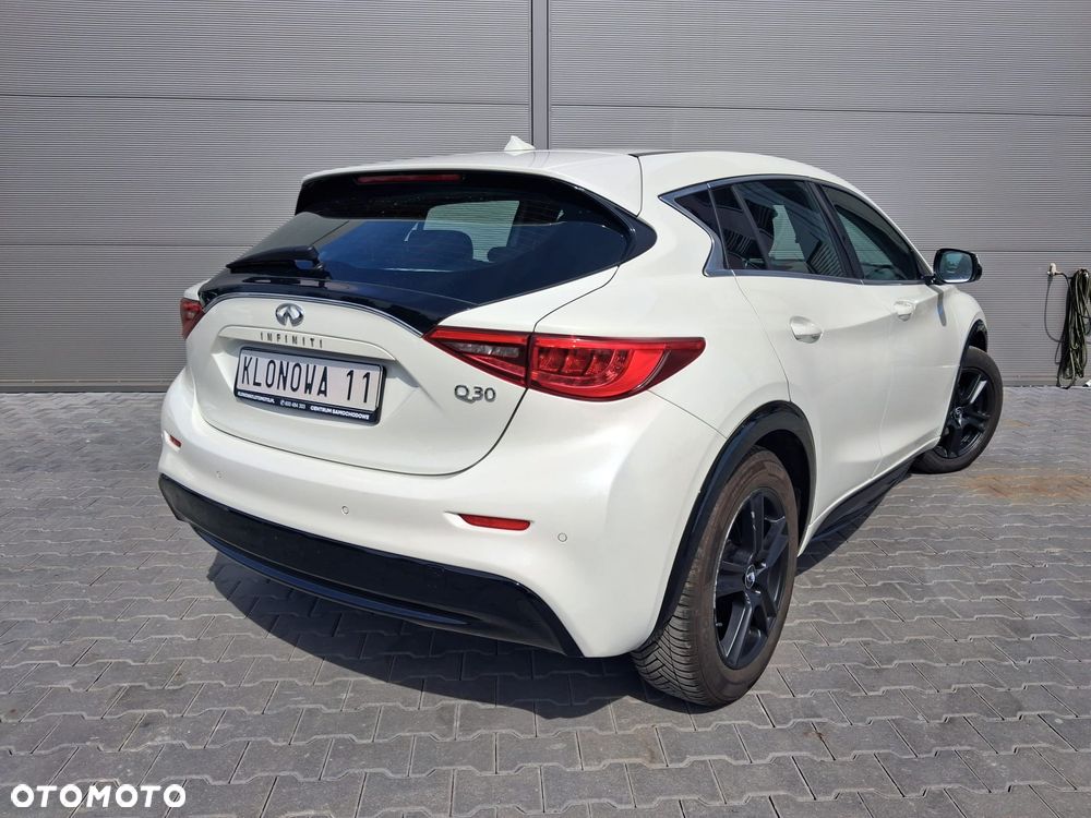 Infiniti Q30 1.5d Premium - 5