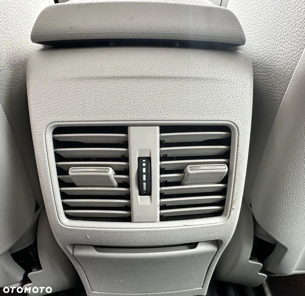 Mercedes-Benz CLA 220 d 7G-DCT AMG Line - 26