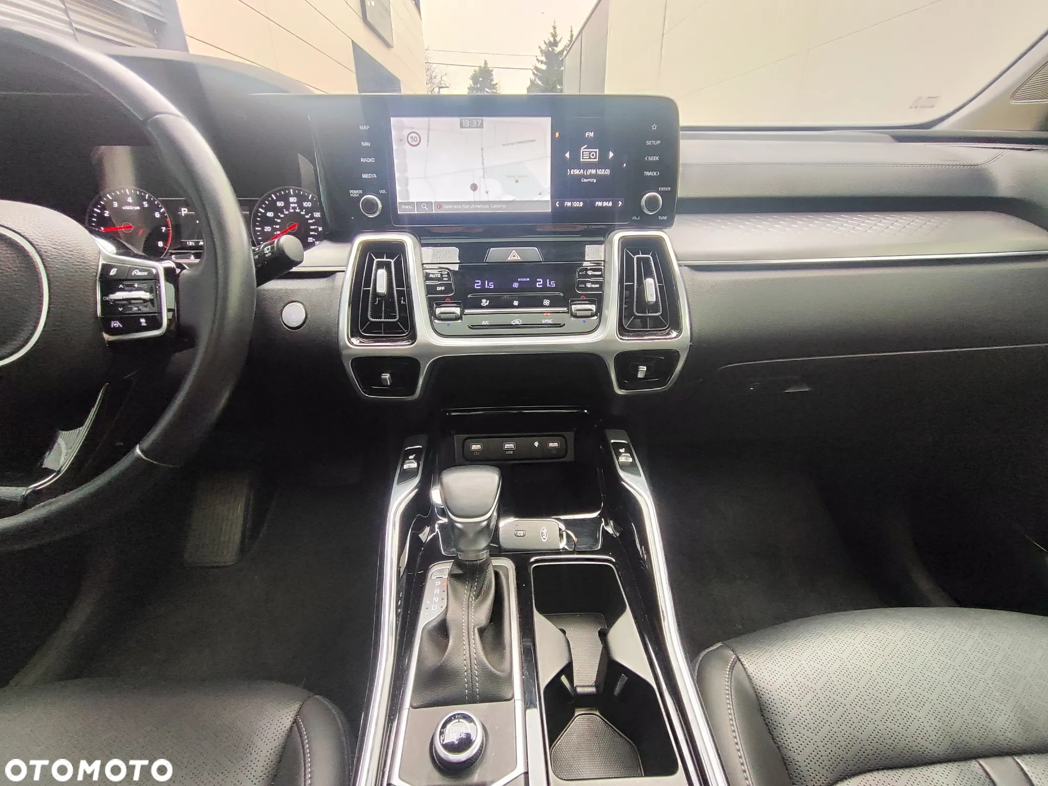 Kia Sorento - 12