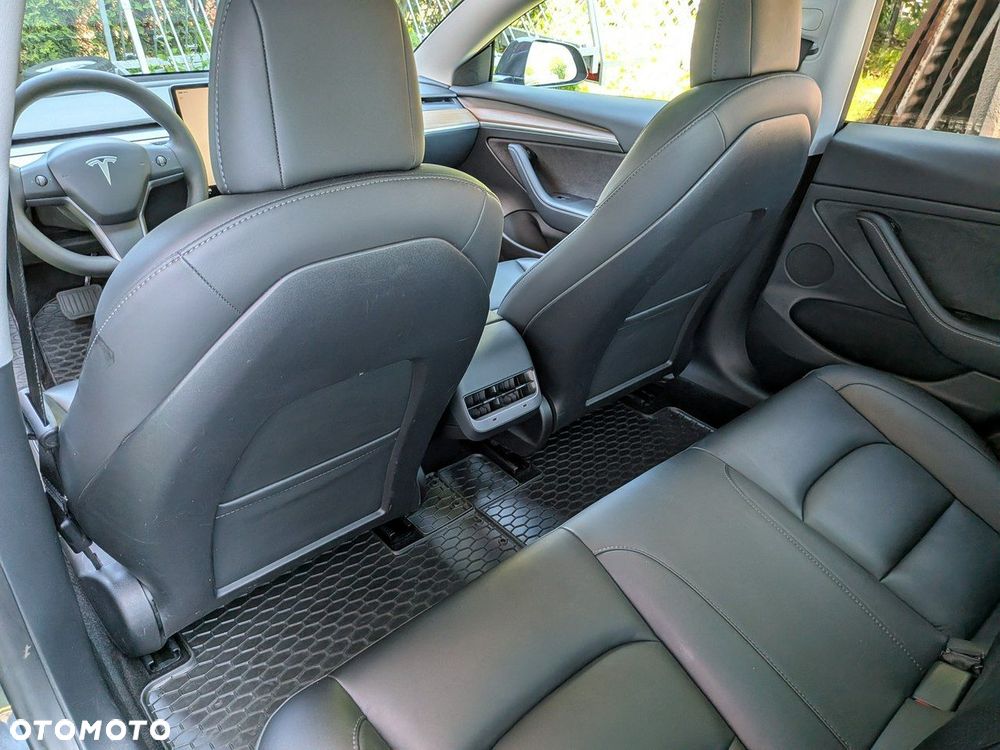 Tesla Model 3 - 22