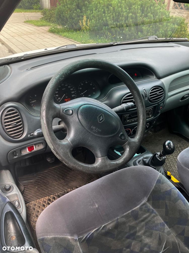 Renault Megane - 4