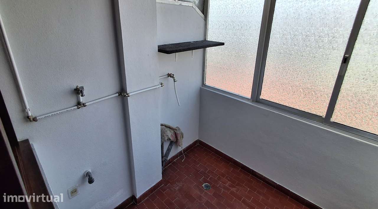 Arrendamento T2 em Rio Tinto- Perto do Metro - Grande imagem: 3/13