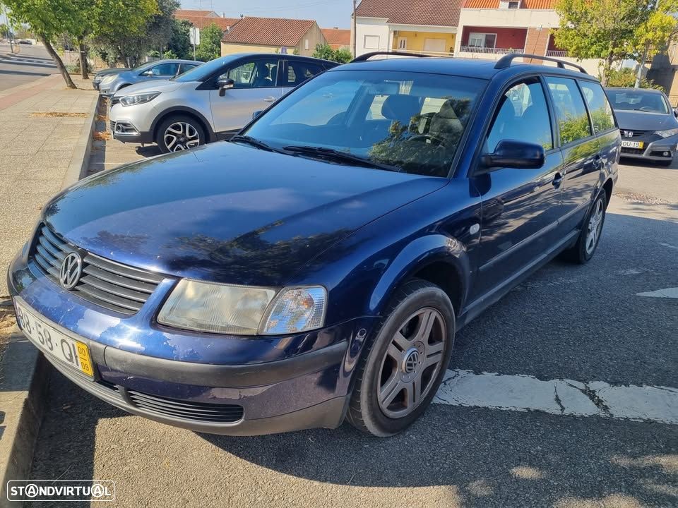 VW Passat Variant 1.9 TDi Confortline - 1