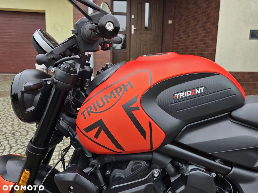Triumph Trident - 37