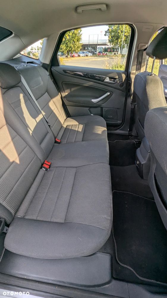 Ford Mondeo 2.0 TDCi Ghia - 15