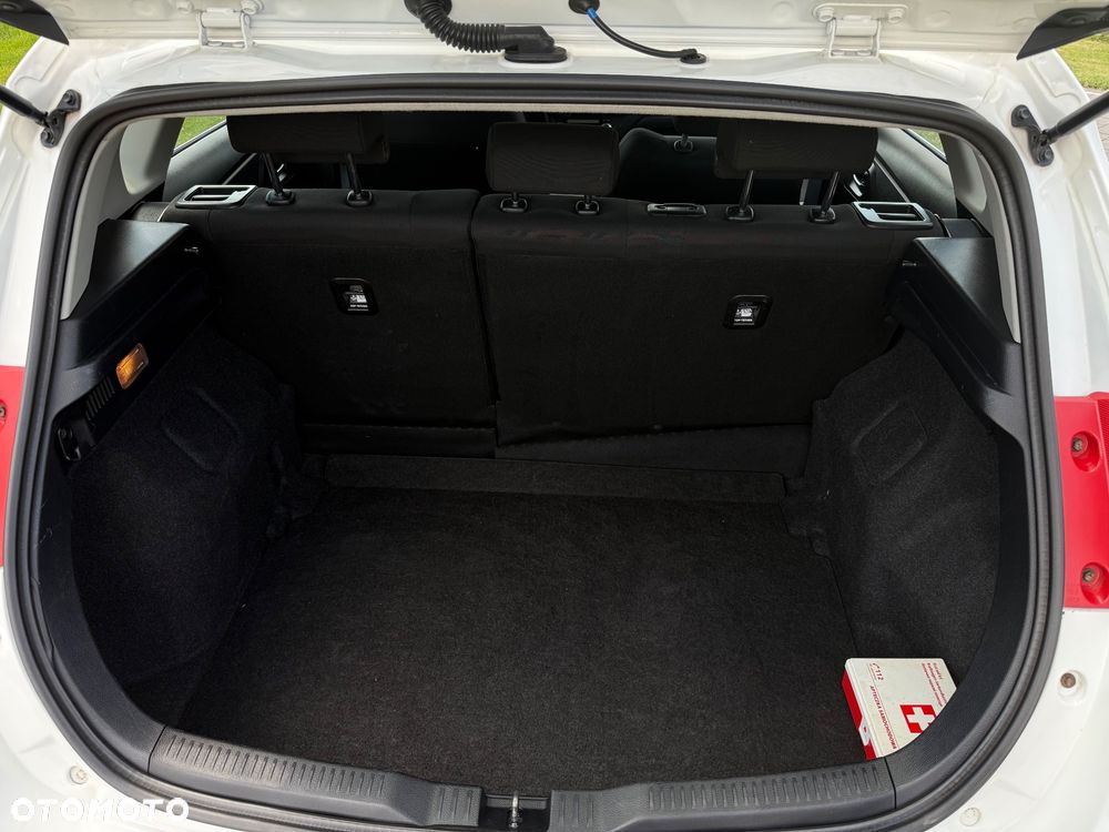 Toyota Auris 1.4 D-4D Active - 8