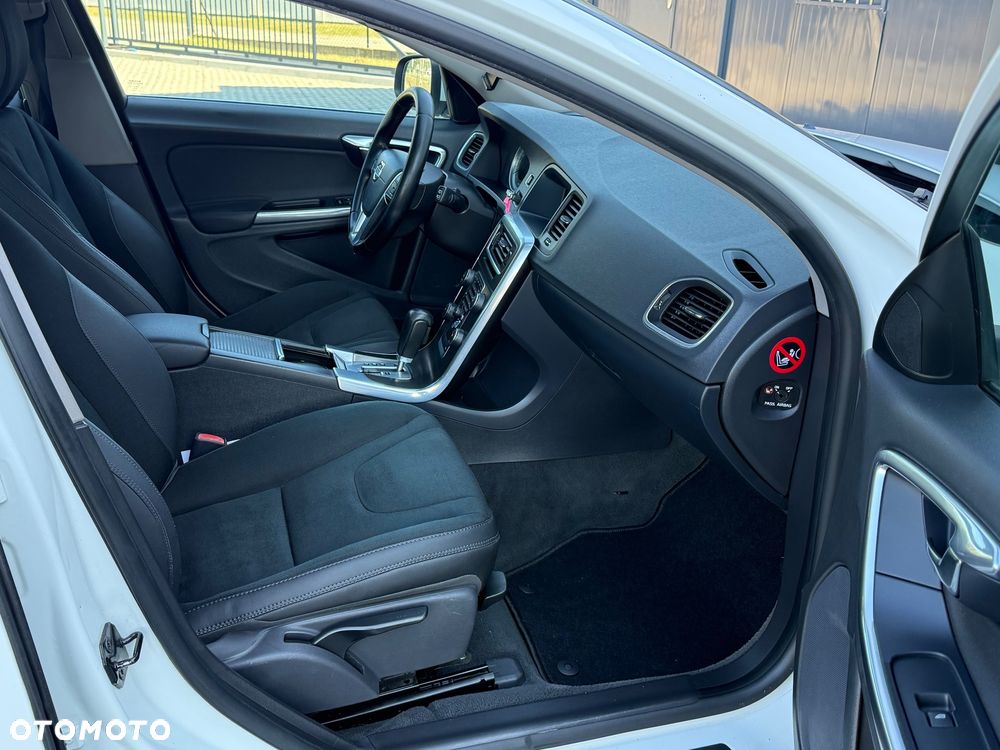 Volvo V60 - 13