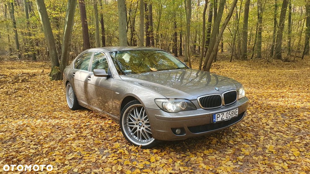 BMW Seria 7 740i - 1