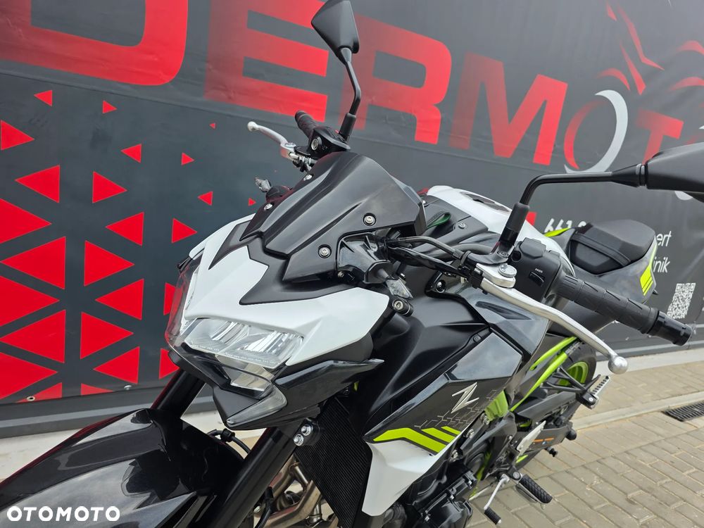 Kawasaki Z 900 - 12