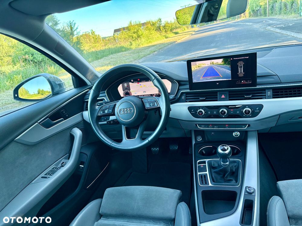 Audi A4 Avant 35 TFSI design - 25