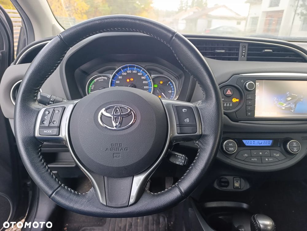 Toyota Yaris Hybrid 1.5 VVT-i - 10