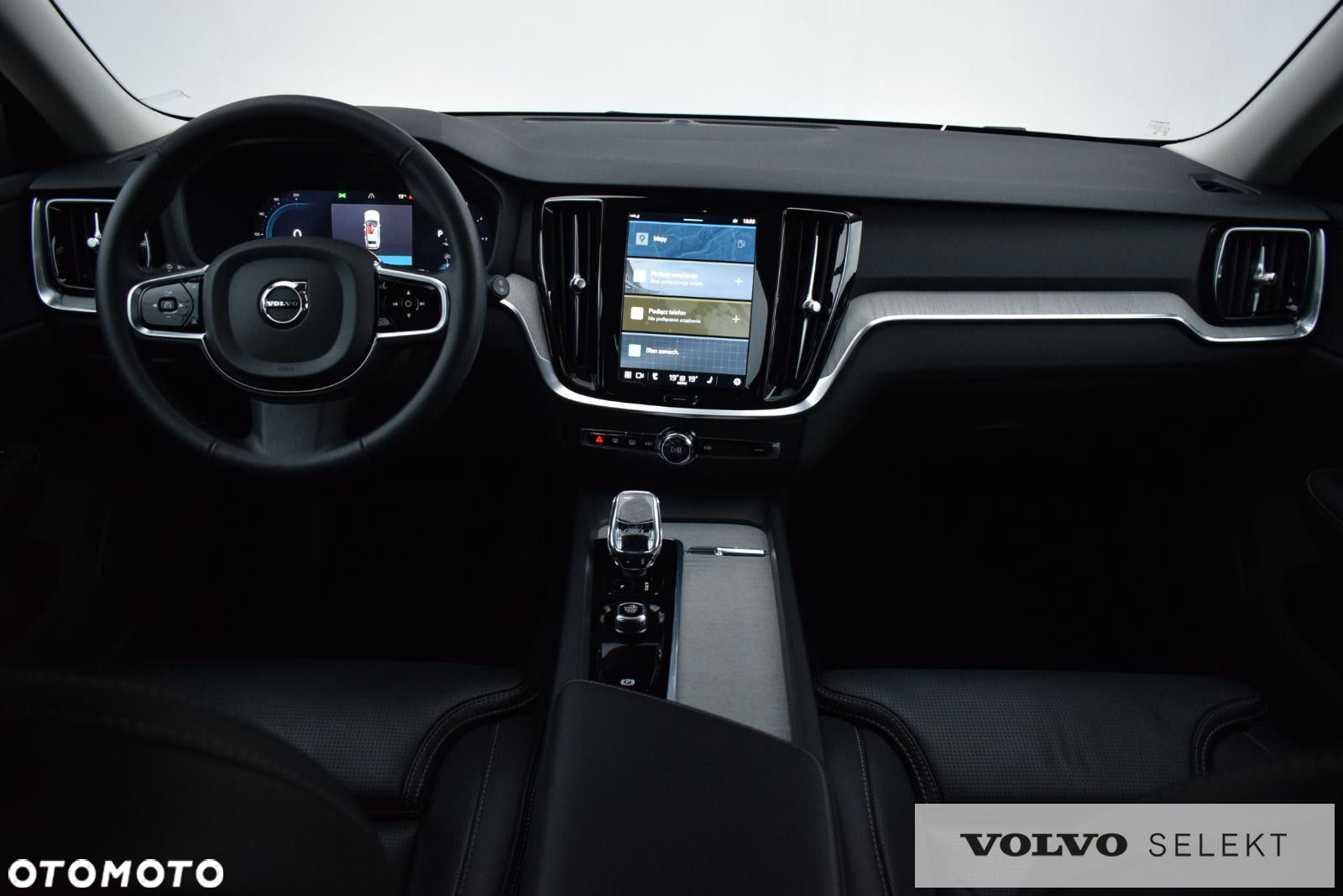 Volvo V60 Cross Country - 11