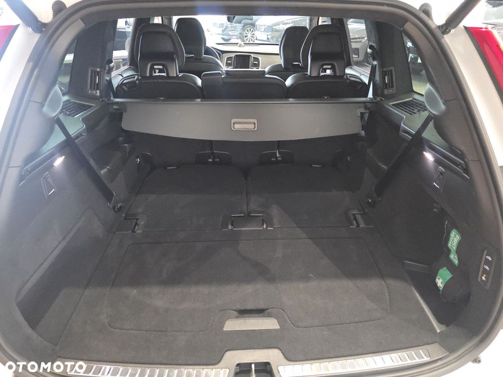 Volvo XC 90 - 41