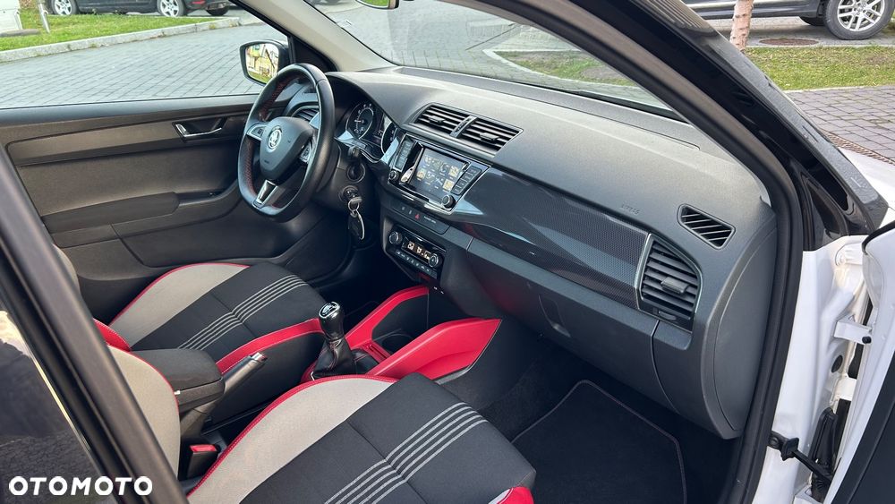 Skoda Fabia 1.0 TSI Monte Carlo - 33