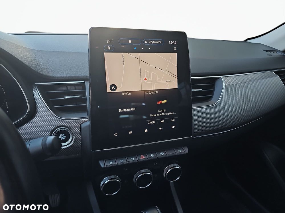 Renault Arkana 1.6 E-TECH Intens MMT - 12