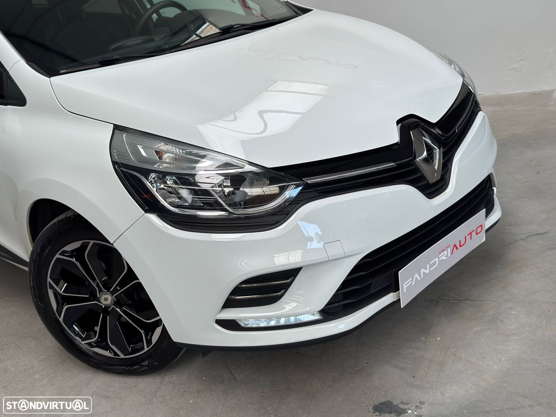 Renault Clio Sport Tourer 1.5 dCi Zen - 4