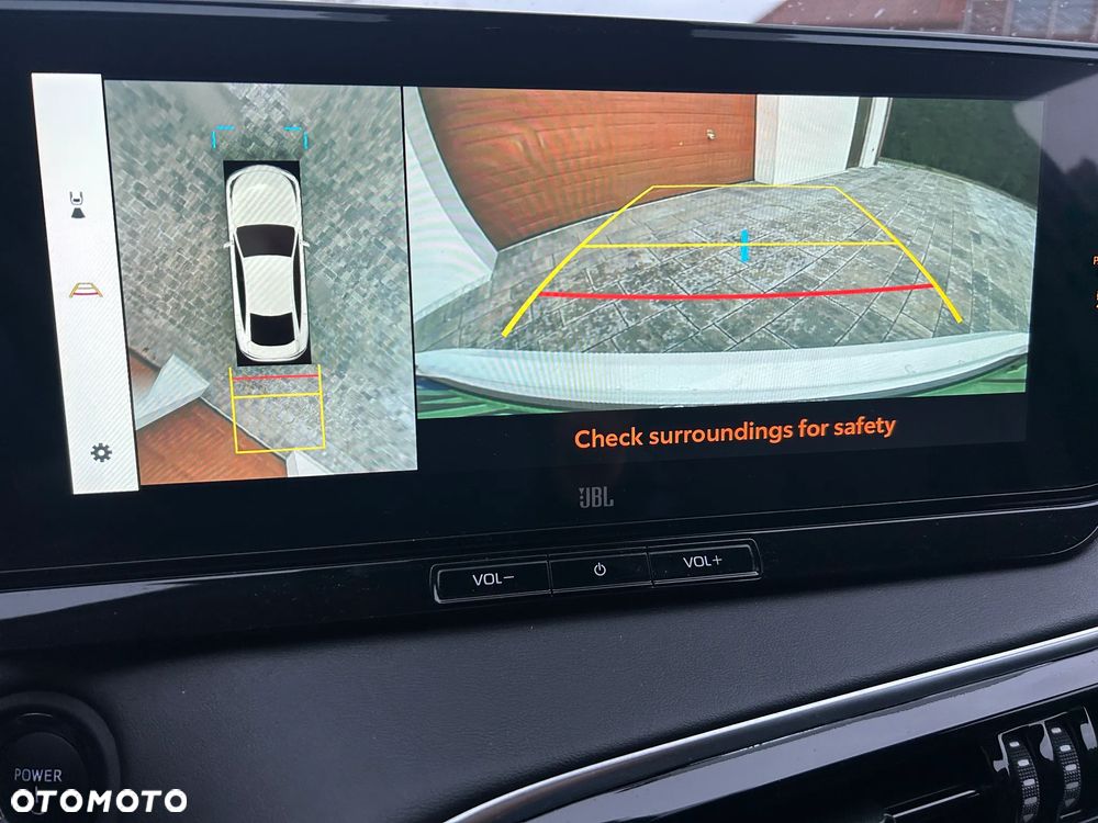 Toyota Mirai Luxury - 13