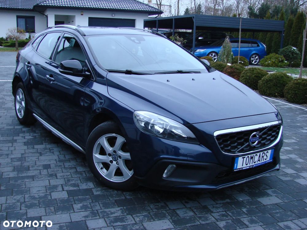 Volvo V40 Cross Country - 3