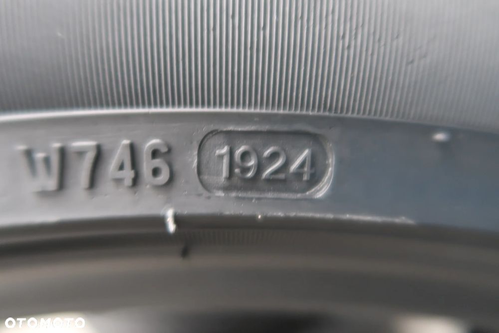 Opony zimowe Pirelli 275/40R21  305/35R21 Porsche - 18