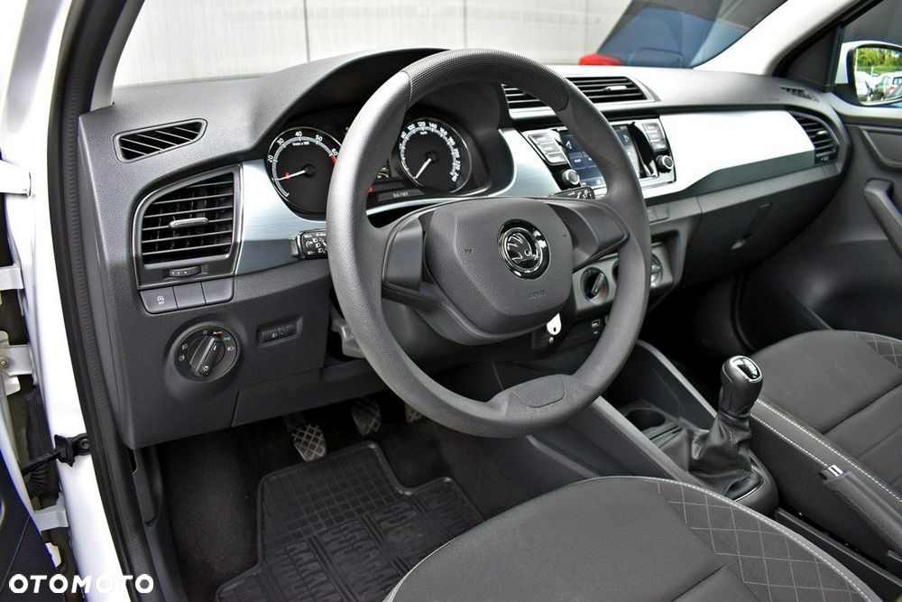 Skoda Fabia 1.0 TSI Ambition - 11