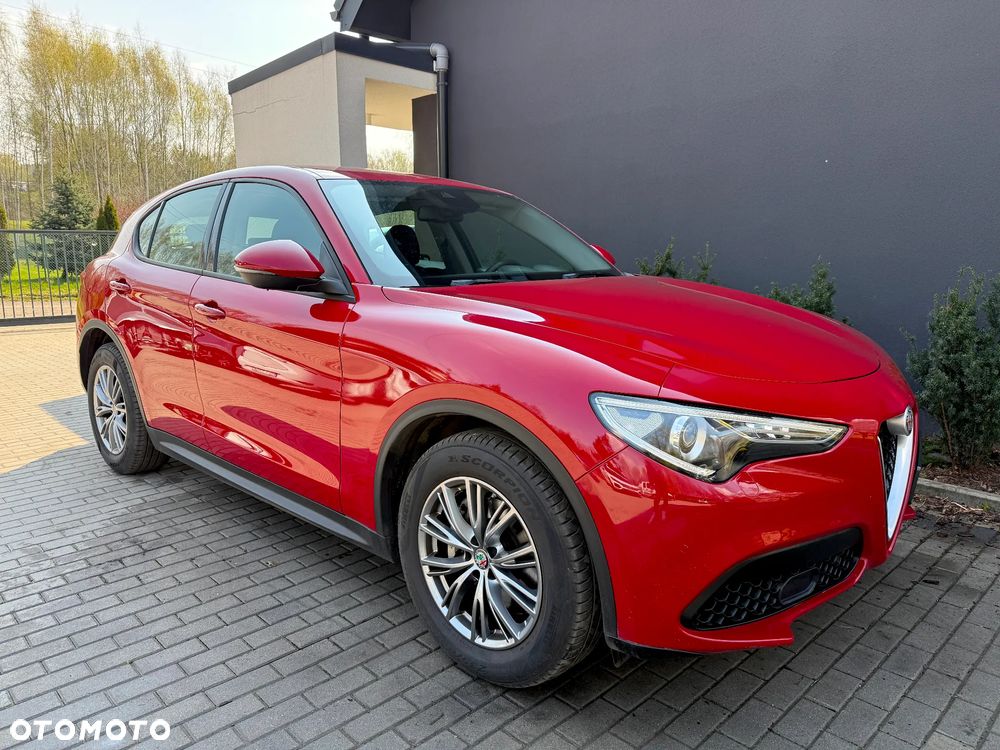 Alfa Romeo Stelvio 2.2 16V AT8 Q4 Business - 4