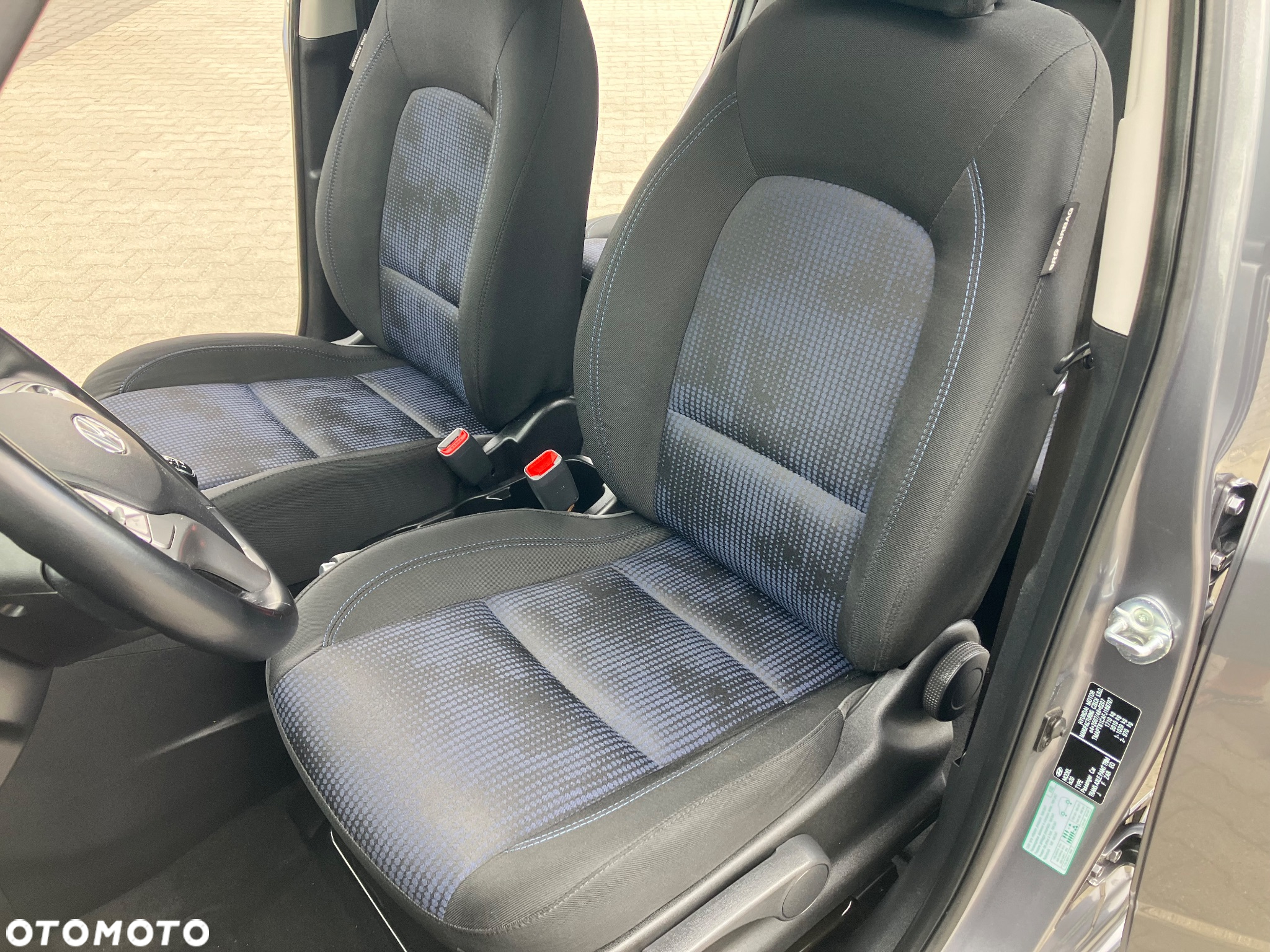 Hyundai ix20 1.4 blue - 14